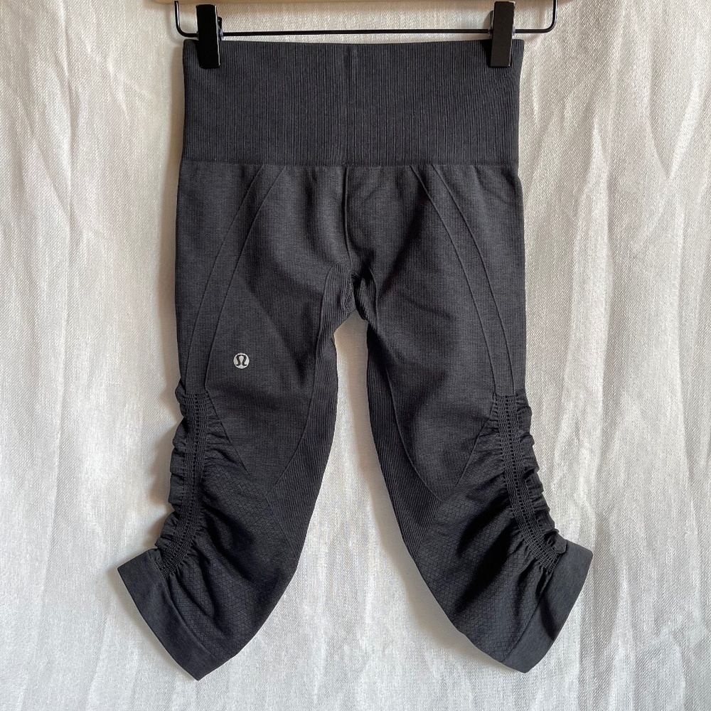 Lululemon Leggings Black Ruched Capri Leggings